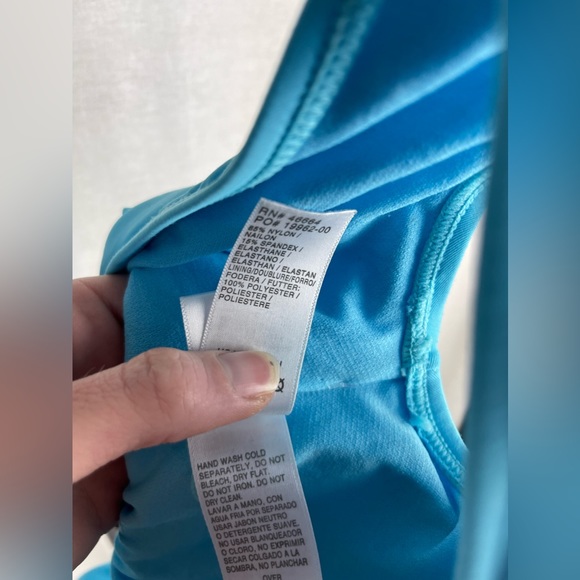 VYB BLUE SOLID CAP SLEEVE SWIM BRALETTE Size Medium NWT - Picture 5 of 13